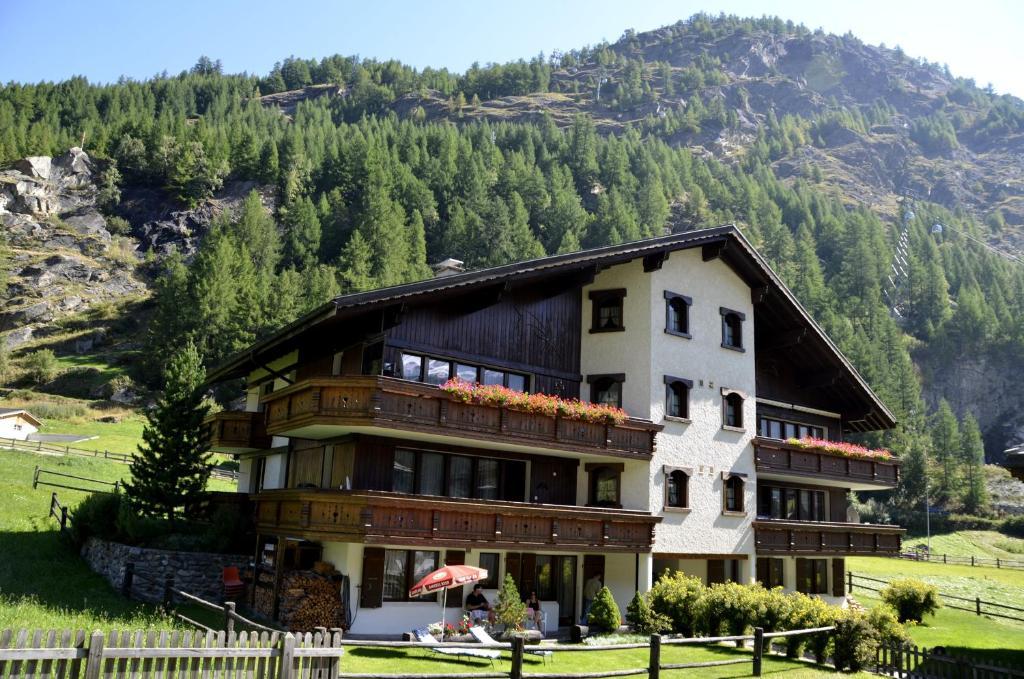 Apartmenthaus Sunshine Saas-Grund Dış mekan fotoğraf